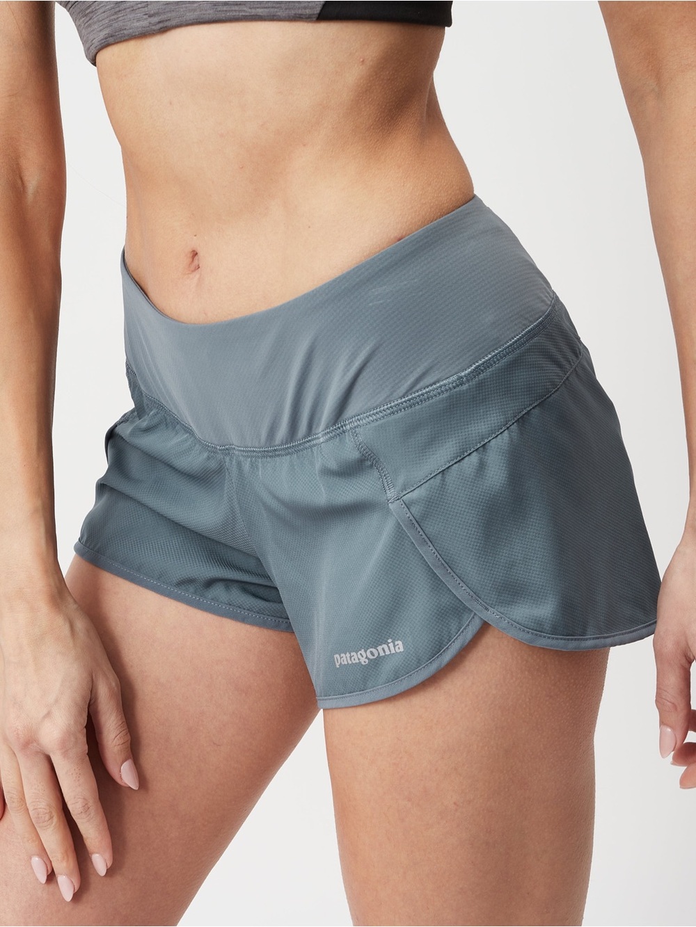 Patagonia Women's Strider Shorts 3.5" Plume Grey Size M - Picture 3 of 13
